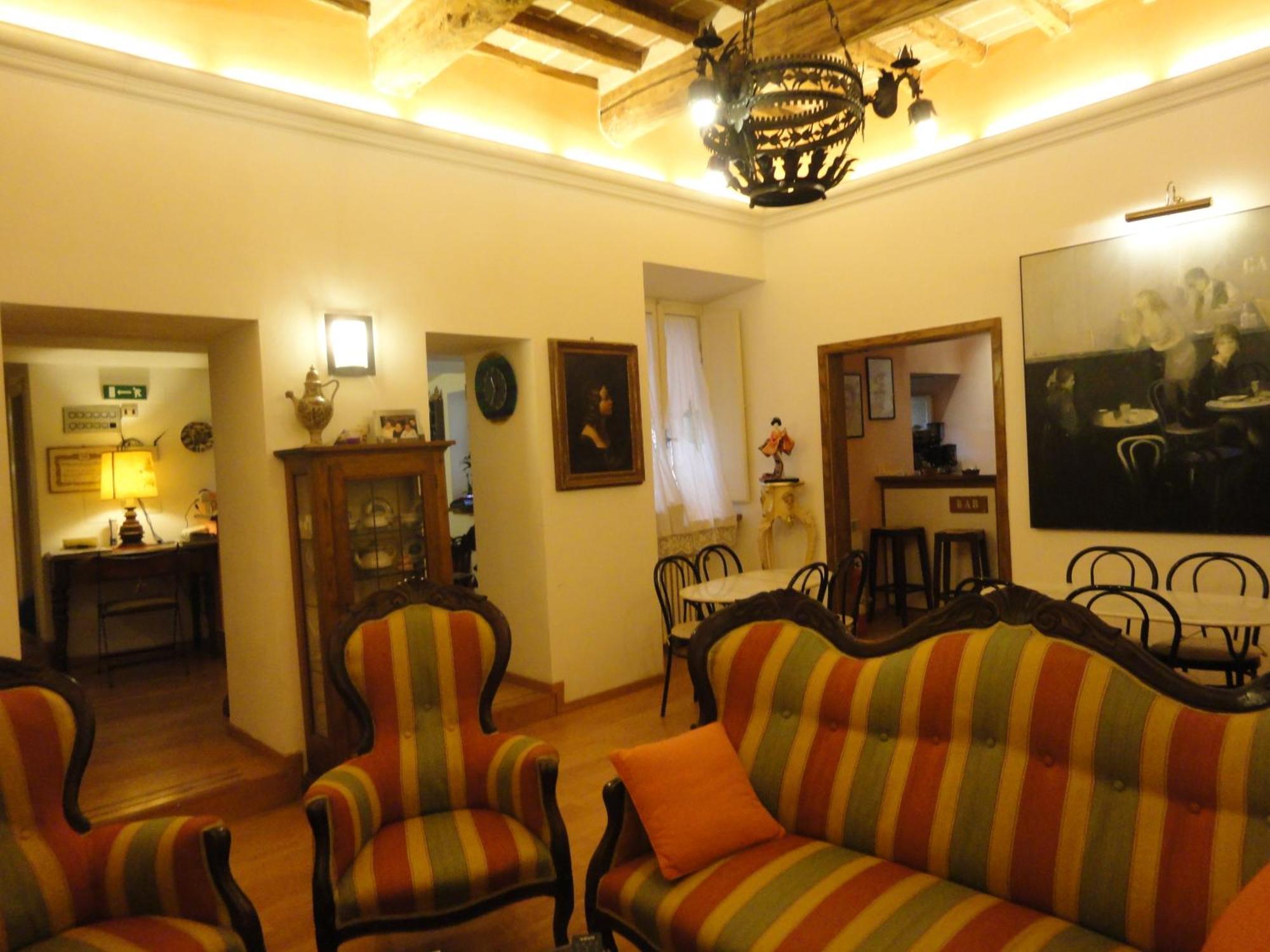 Hotel Morlacchi Перуджа Экстерьер фото
