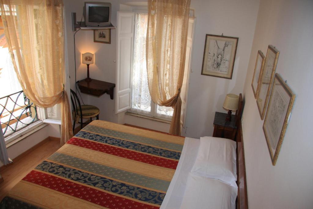 Hotel Morlacchi Перуджа Номер фото